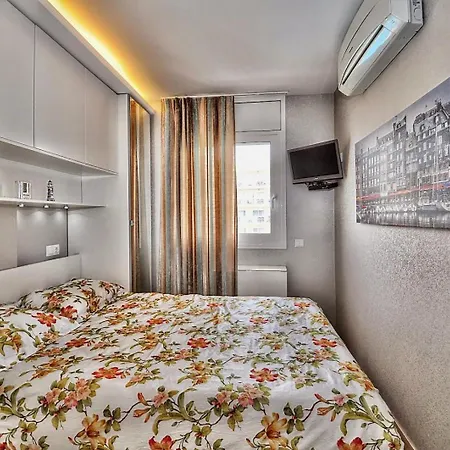 Columbo Apartment *
